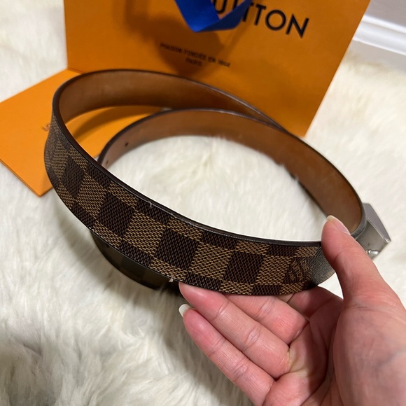 Authentic Louis Vuitton unisex leather belt, size 95. - Picture 4 of 7